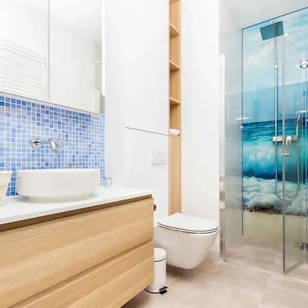 Superior Starowiejska With Parking By Renters *