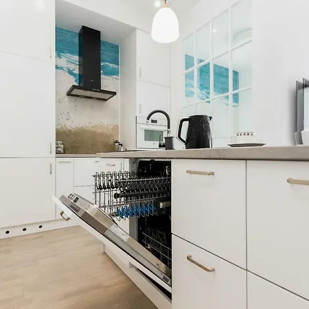 Superior Starowiejska With Parking By Renters *