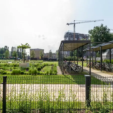 Superior Starowiejska With Parking By Renters *