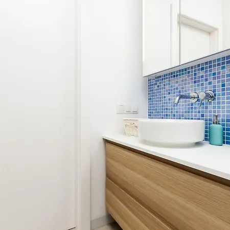 Superior Starowiejska With Parking By Renters