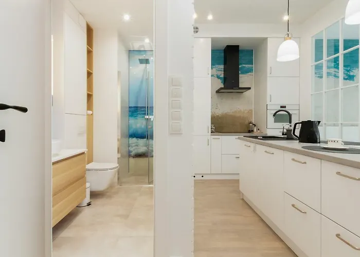 Superior Starowiejska With Parking By Renters