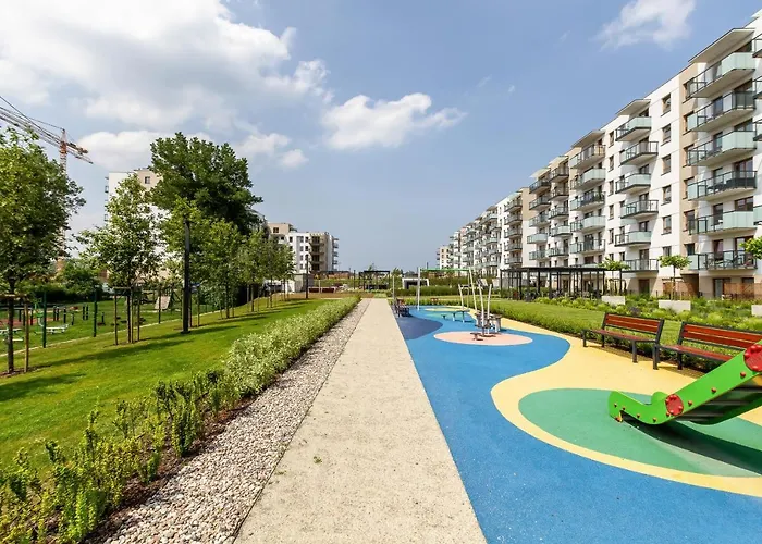 Superior Starowiejska With Parking By Renters *